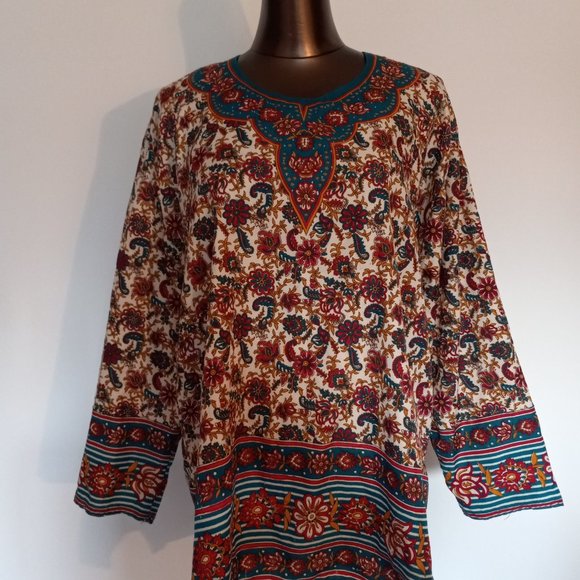 Printed Tunic top, Made in India, Rayon - Picture 3 of 7